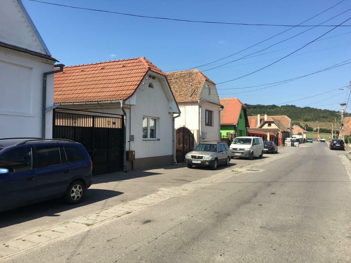 Apartament Brick Airport Cristian  Zewnętrze zdjęcie